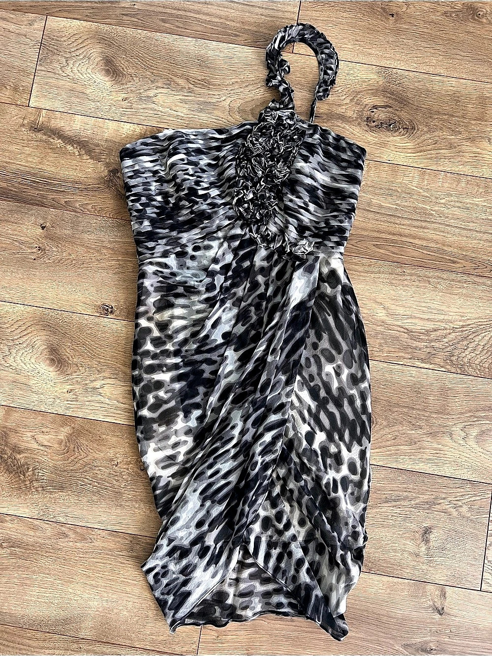 BCBGMAXAZRIA Animal Print Silk Mini Dress Size 6 Like New
